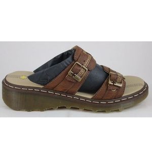 Dr. Martens Unisex 3b83 Leather sandals